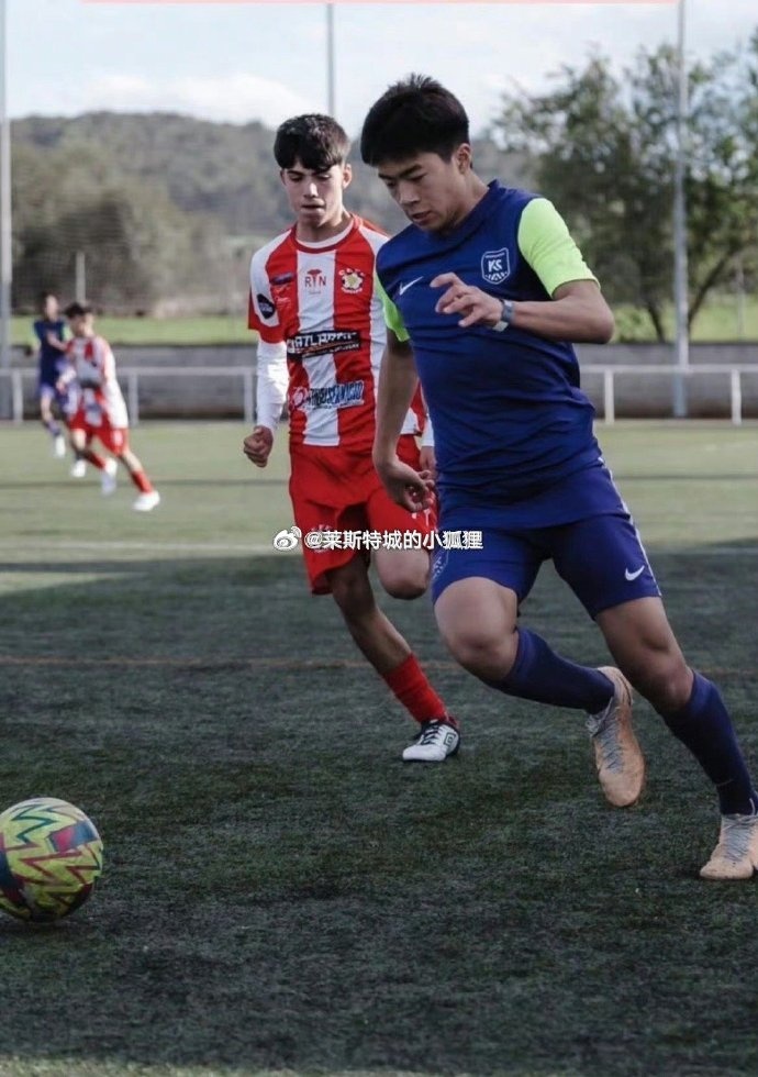 效力巴達洛納U16的中國球員汪修昊，入選西班牙加泰羅尼亞大區(qū)隊