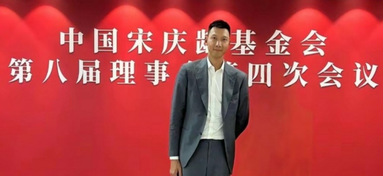時(shí)隔5個(gè)月首次公開露面！大河報(bào)：易建聯(lián)關(guān)聯(lián)公司成被執(zhí)行人