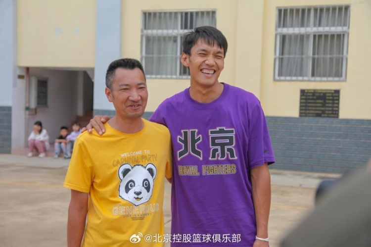 那一封信的故事還在延續(xù) 矣進宏母校的師生們來到北京了！