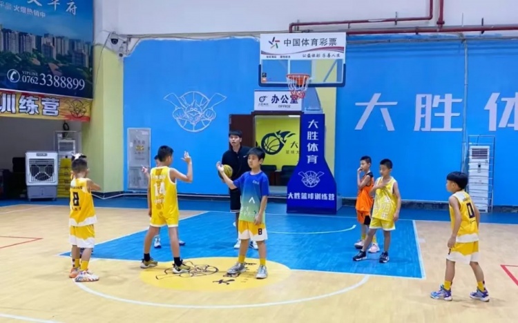 廣東河源體彩少兒籃球培訓(xùn)班：結(jié)營(yíng)不散場(chǎng)，夢(mèng)想正啟航