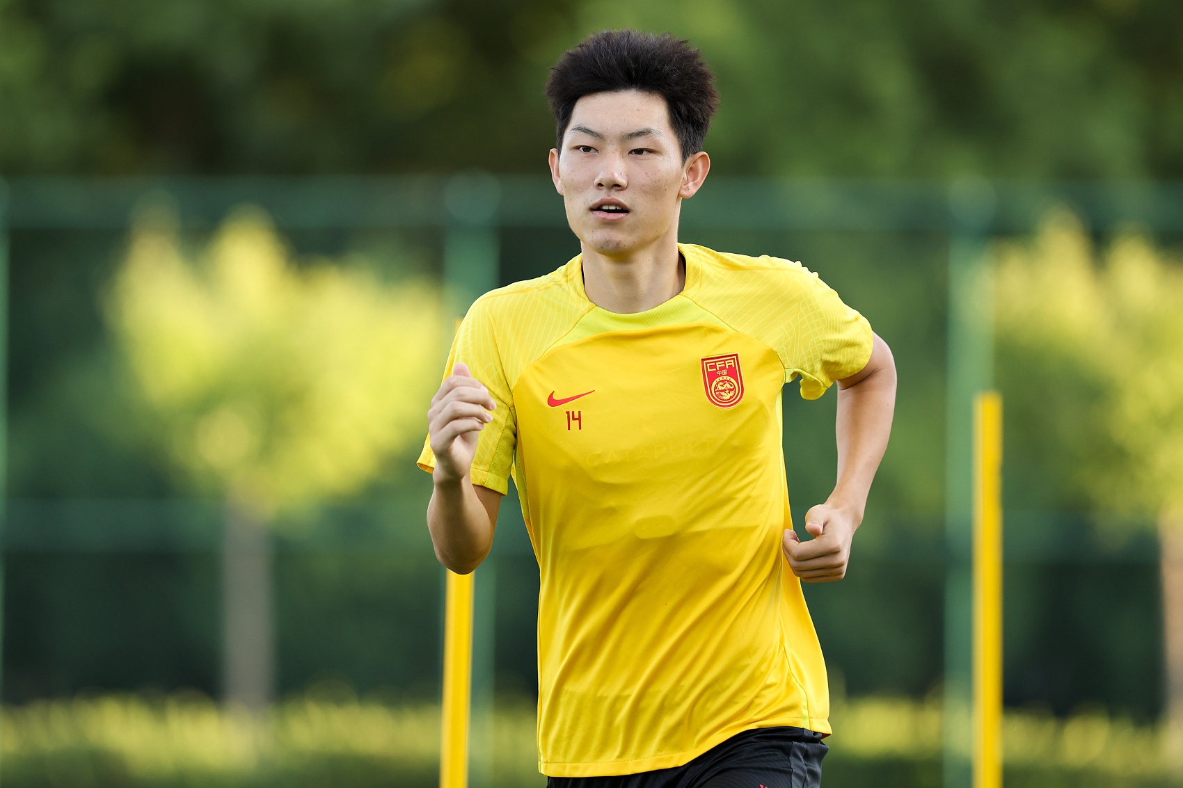 魯媒：泰山隊(duì)抵達(dá)梅州五外援齊整，四名國腳可出戰(zhàn)史松宸隨隊(duì)
