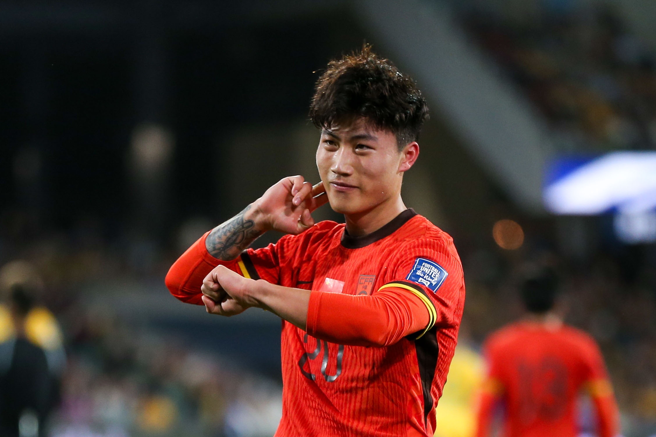 ?凌晨2:15的國(guó)足比賽，你選擇熬夜，還是一覺醒來看集錦？