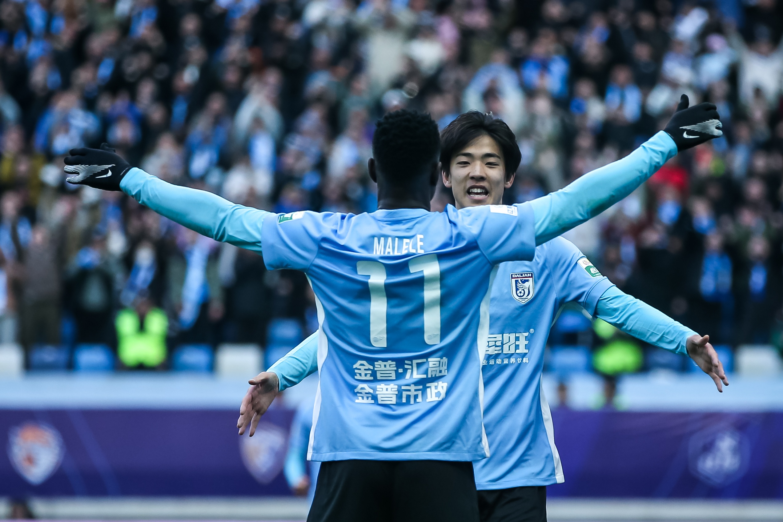 青春風暴刮起來！19歲朱鵬宇&18歲王鈺棟處子球 19歲李新翔1射2傳